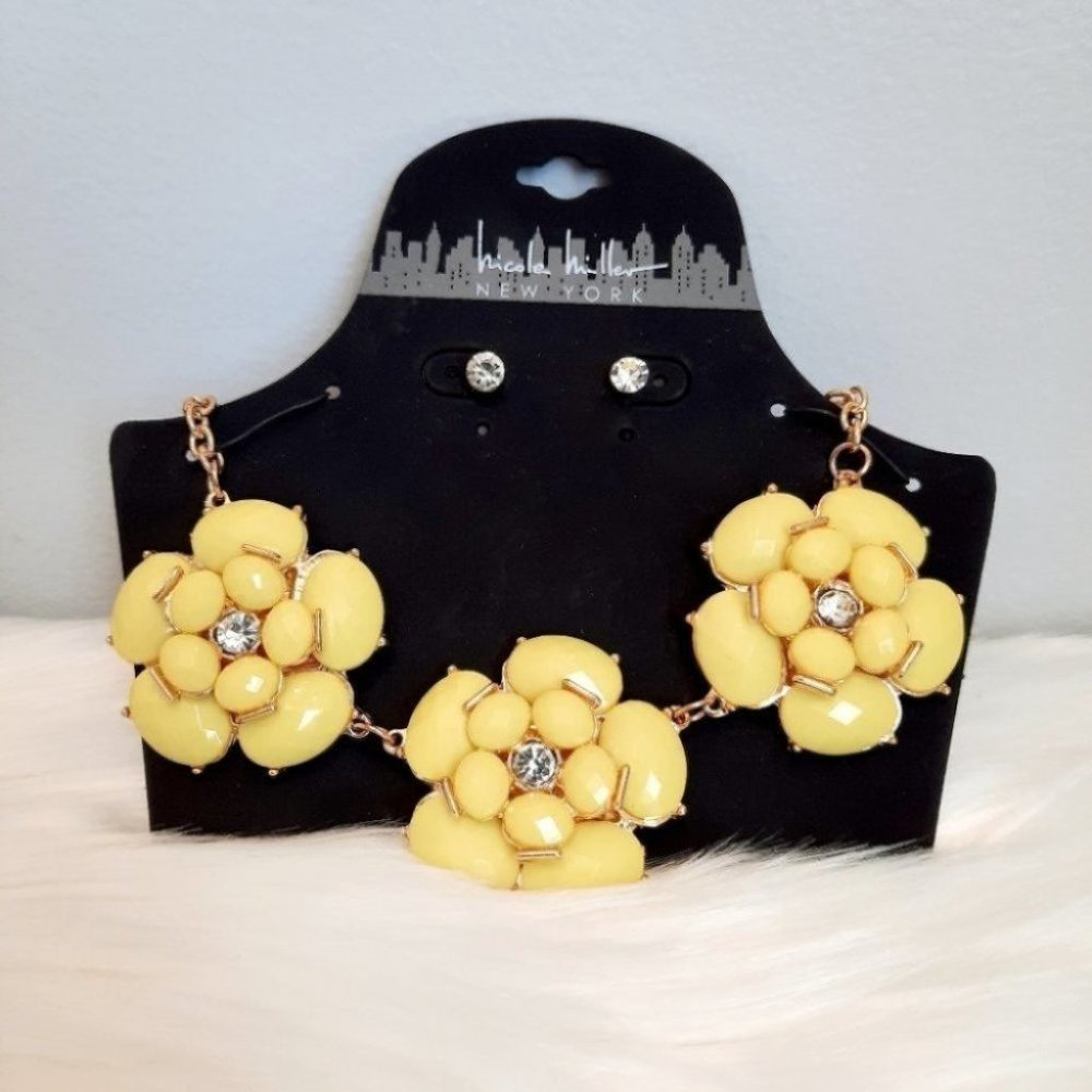 Nicole Miller Floral Necklace and Earring Set NWT